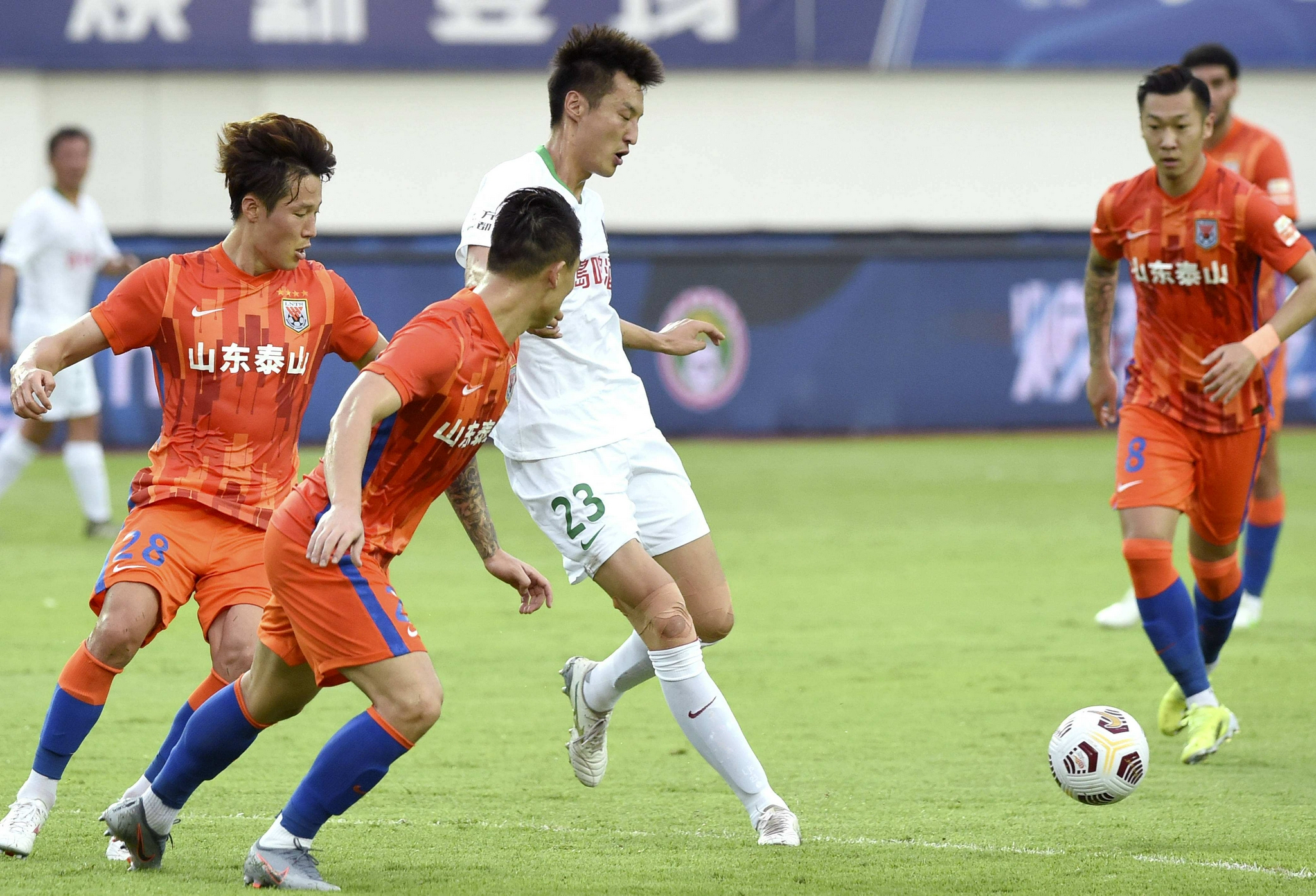 山东鲁能全队士气高涨，势必稳操胜券取得胜利