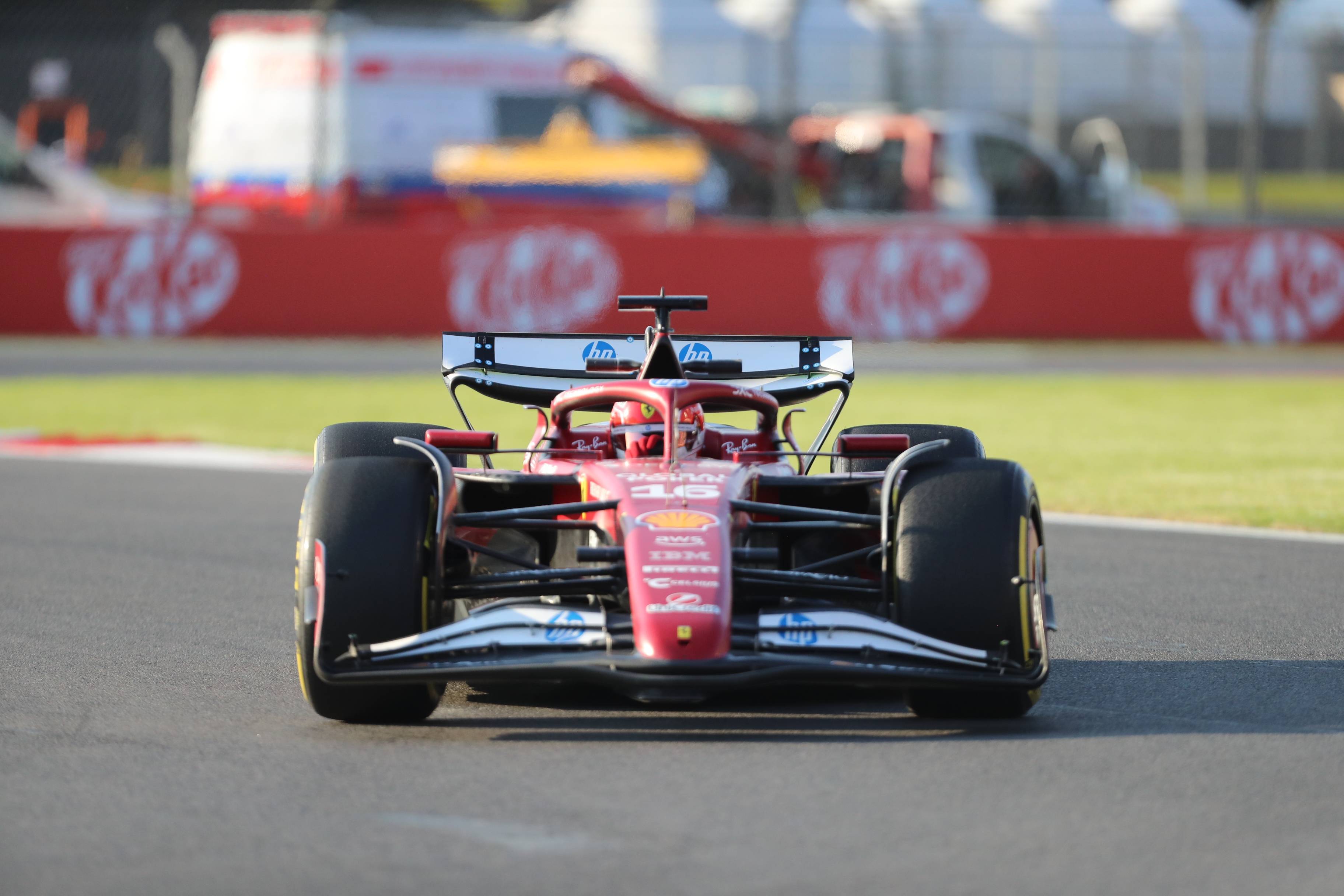 威廉姆斯绝杀红牛车队，勒克莱尔扛起全队