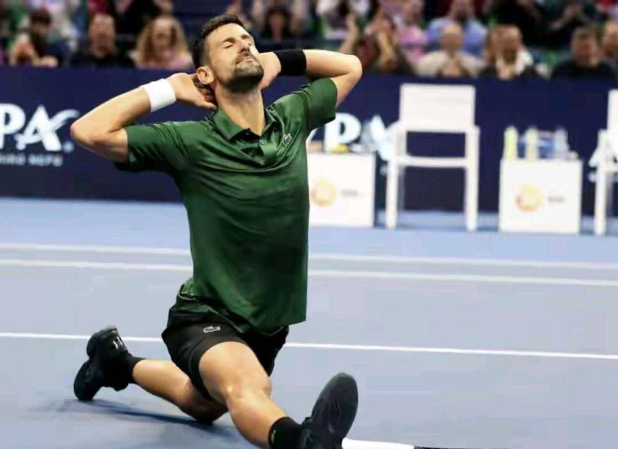 ATP总决赛翻盘拉沃尔杯,德约科维奇扛起全队 ATP总决赛翻盘拉沃尔杯,德约科维奇扛起全队