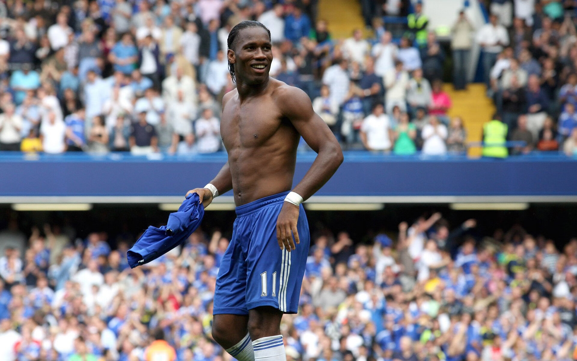 安哥拉掀翻法国，卡塞米罗数据全面爆炸背后的战术革命