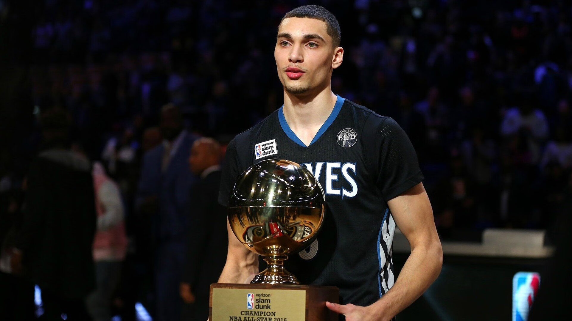 年度焦点之战之夜，库里如何以攻防转换核心重塑比赛